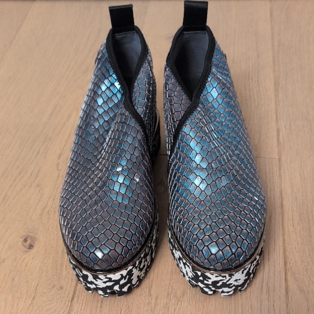 Shimmering Blue Ankle Boots with Textured Upper